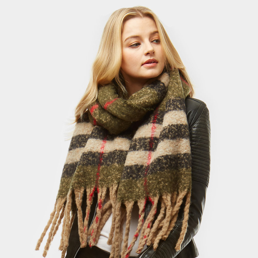 Plaid Boucle Oblong Scarf